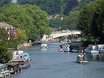 Caversham Bridge in the Summer